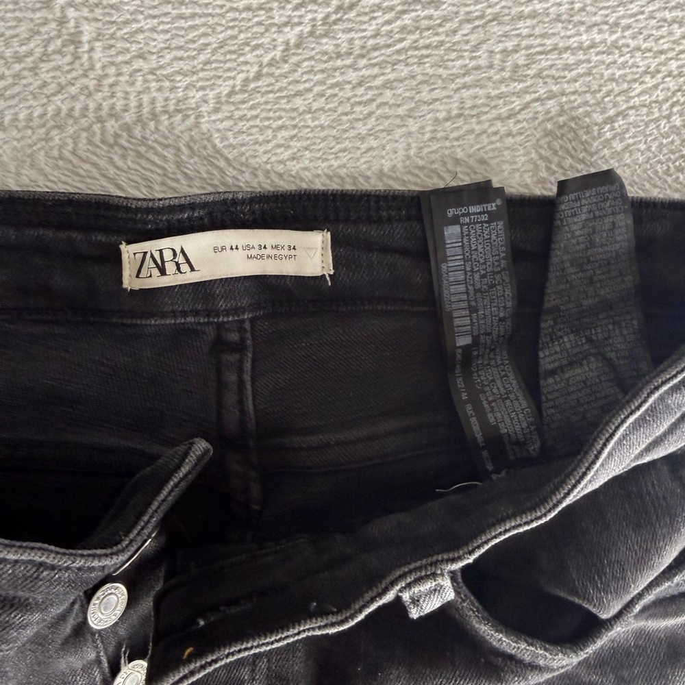 Zara Men’s Skinny Distressed Black Jeans - Picture 3 of 3